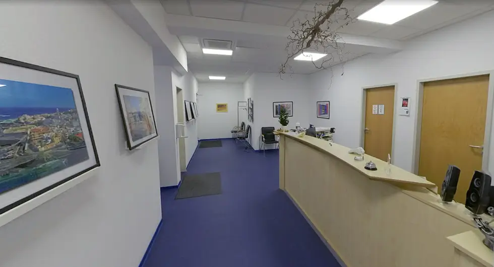 Praxis Empfang und Wartebereich