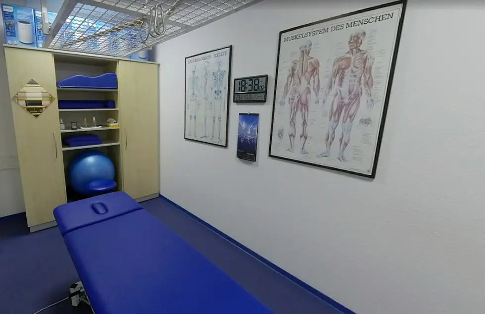 Praxis Behandlungsraum